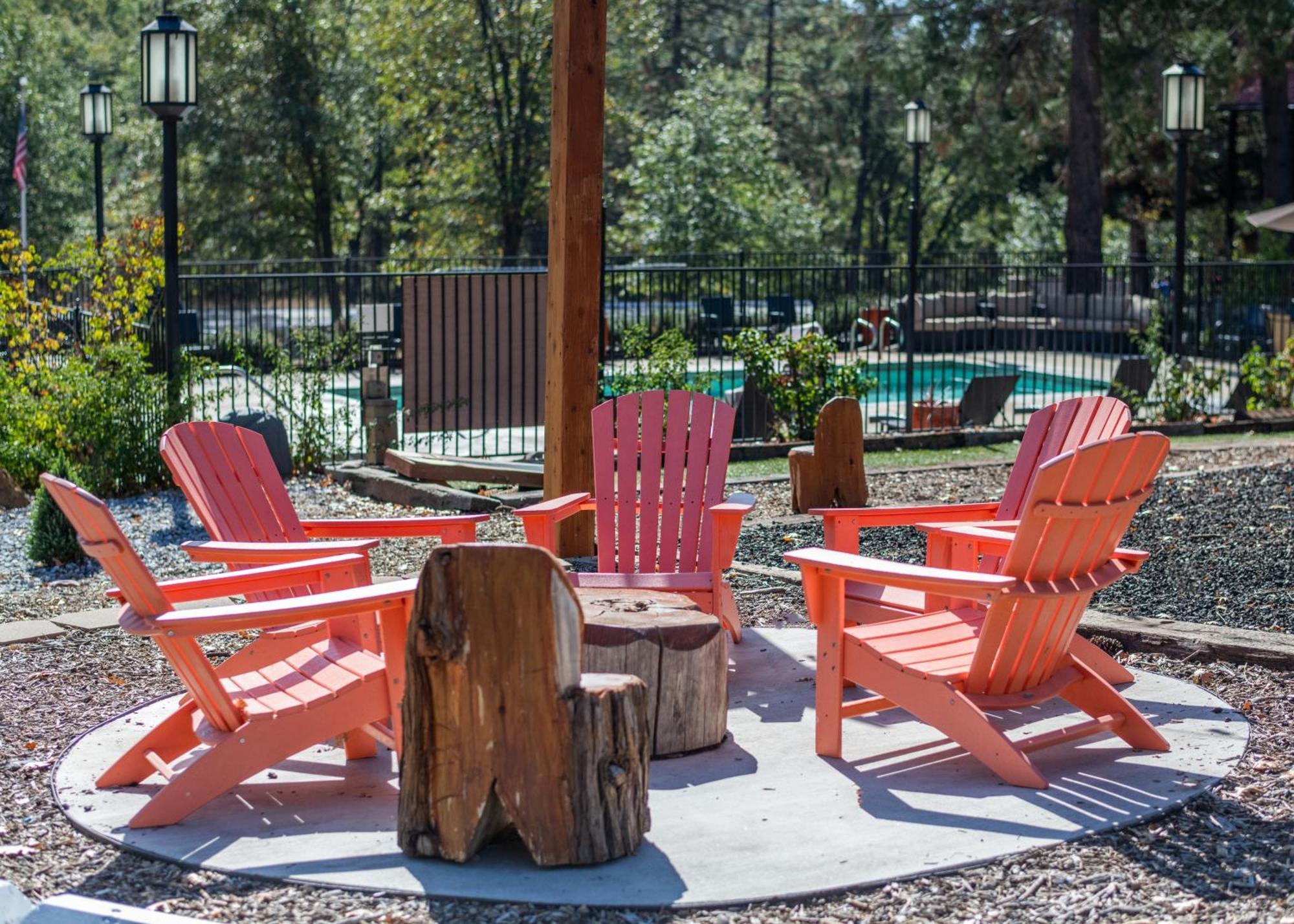 Yosemite Westgate Lodge Groveland Bagian luar foto