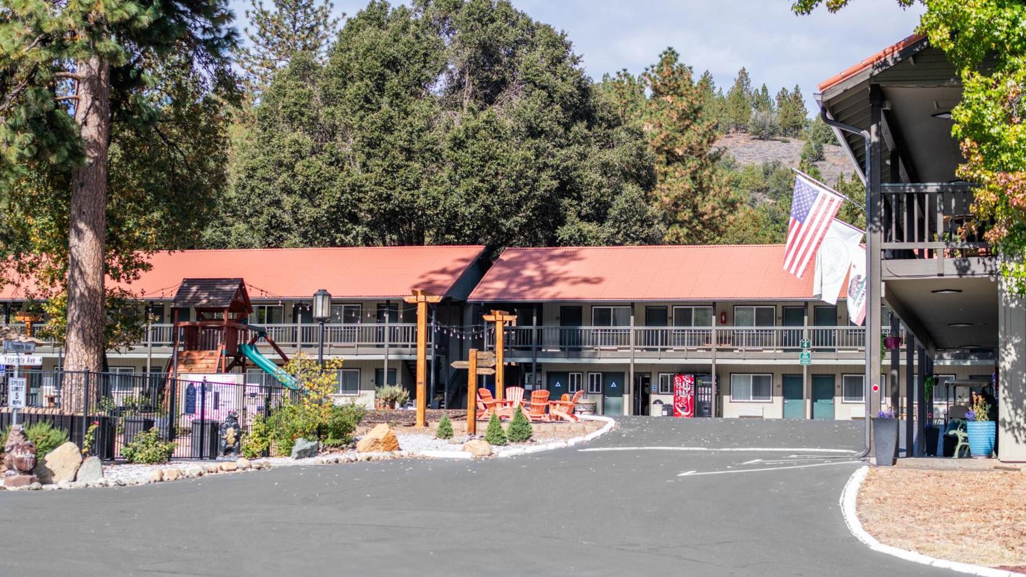 Yosemite Westgate Lodge Groveland Bagian luar foto